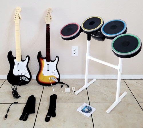 Xbox 360 rock band bundle - 360, lot