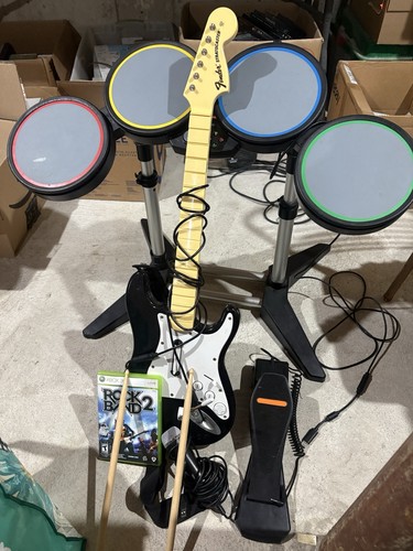 Xbox 360 rock band bundle - 360,