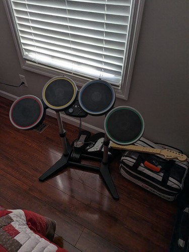 Xbox 360 tested rock band - 360,